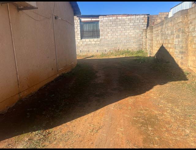 2 BEDROOM FREEHOLD FOR SALE IN COPESVILLE